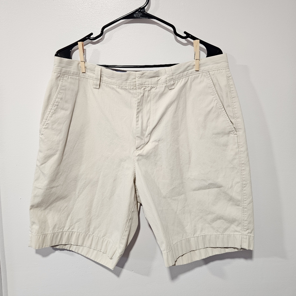 J. Crew 100% Cotton Cream Flat Front Khaki Men's Shorts Size 35